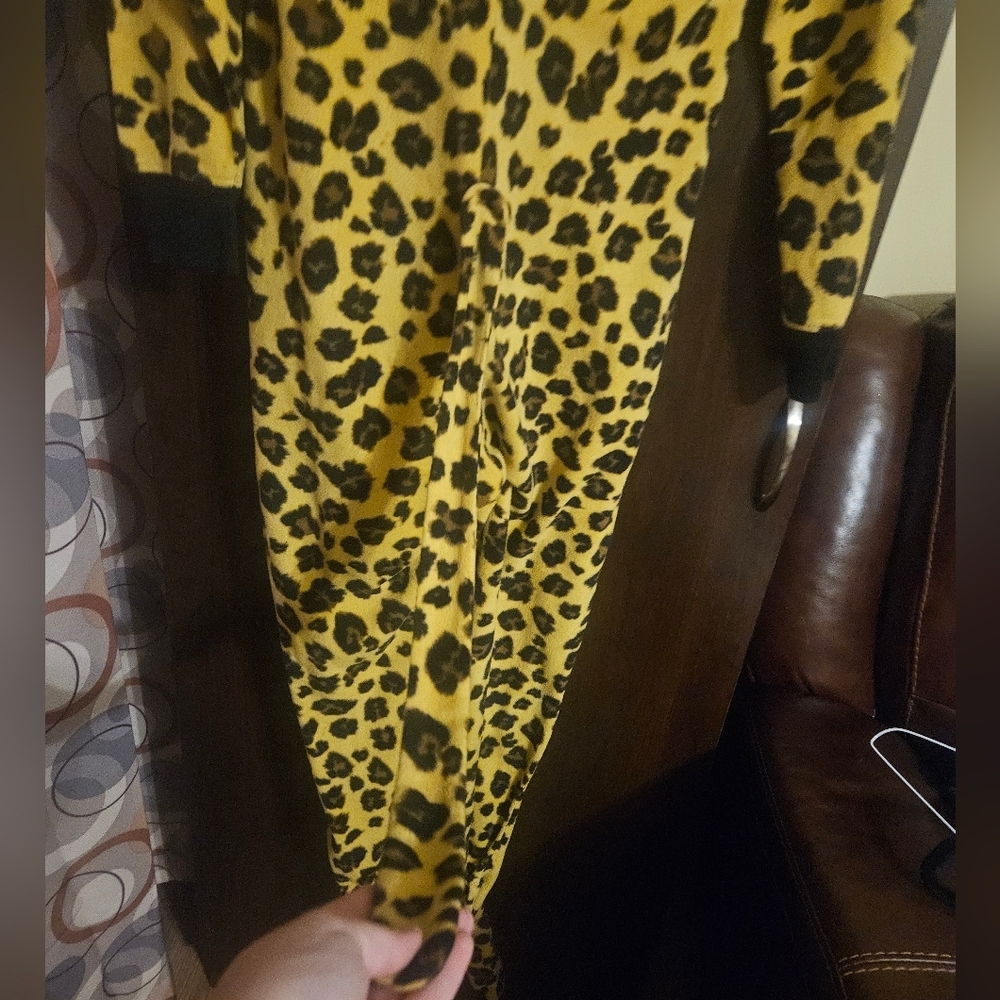 Leopard Print Onesie Pajamas - Picture 3 of 5